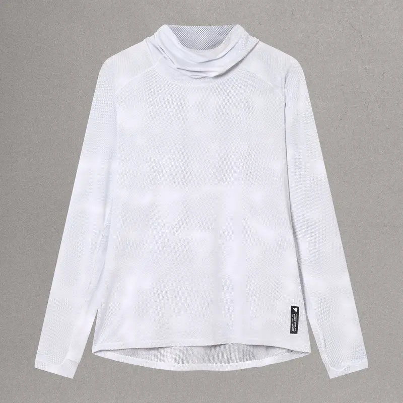 Endura Alltrack Roam Scuba Hoodie For Off-Road Adventures 2