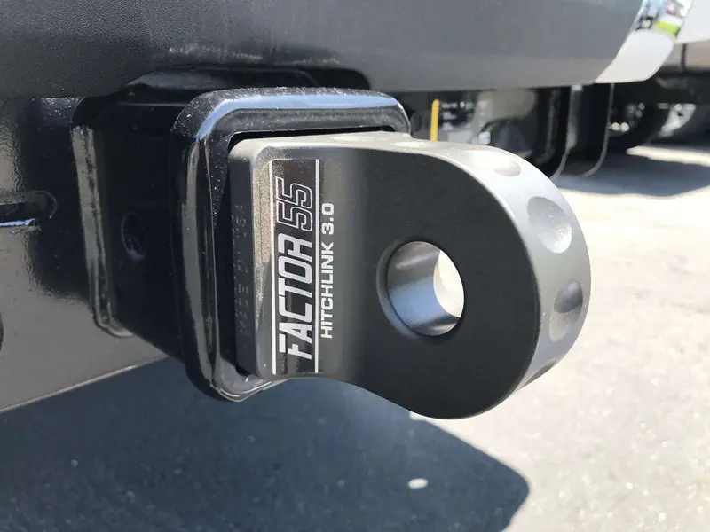 Factor 55 Hitchlink 3.0 Vehicle Recovery Coupler – Adjustable Tow Point System 1