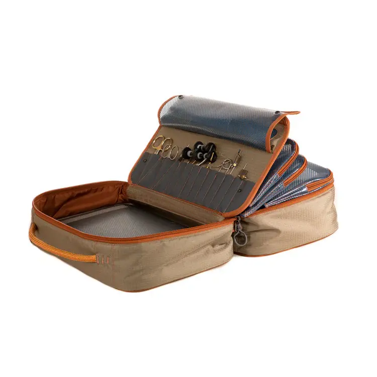Fishpond Tailwater Fly-Tying Kit Carry Bag 1