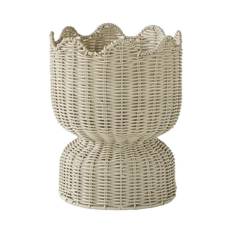 Sidney Small Stone-Finish Woven Planter 1