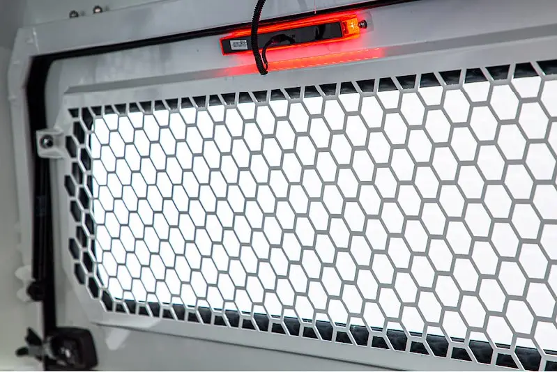 Smartcap Sa1015 Security Screen For Truck Bed 1
