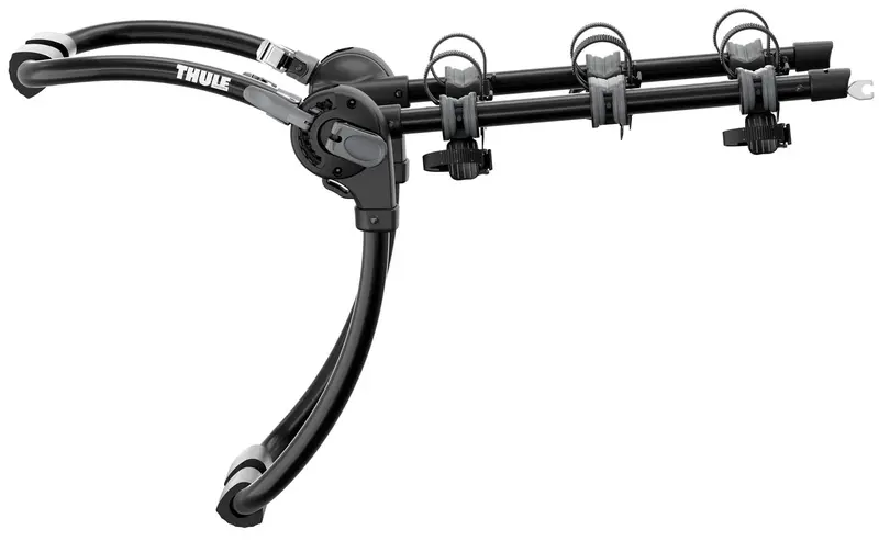 Thule Gateway Pro 3-Bike Trunk-Mount Rack 1