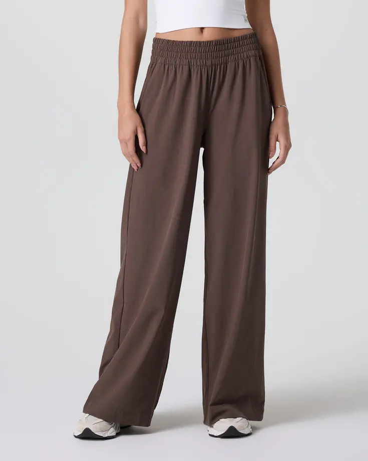 Vuori Villa Wide-Leg Lounge Pant For Women – Spring 2025 1